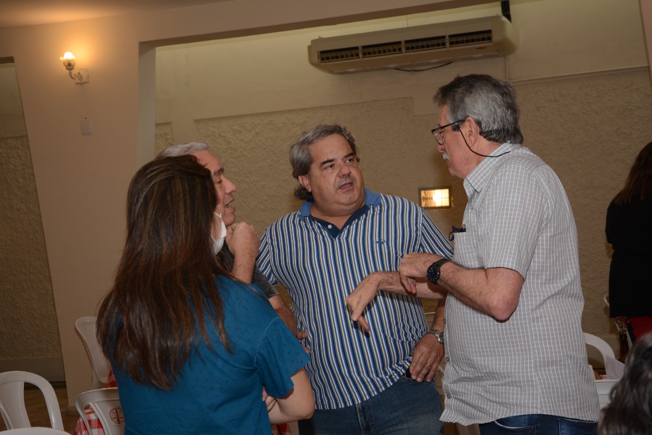 Clique sobre a foto para amplia-la